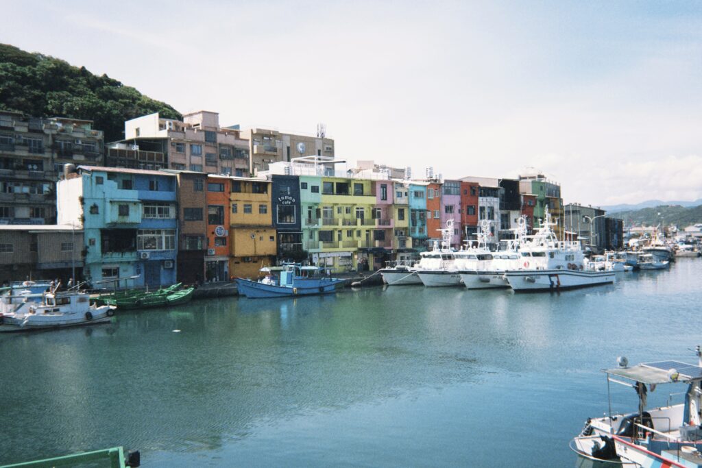 指定位置船隻顏色變化 原圖 -Aiworks